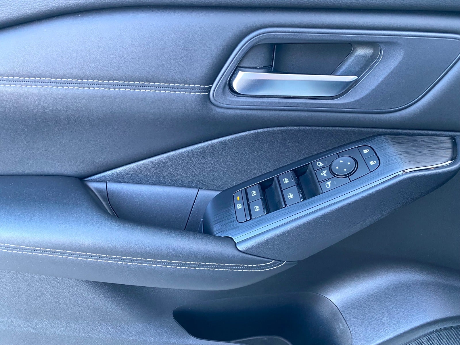 Billede af Nissan Qashqai 1,3 mHEV Acenta X-tr.