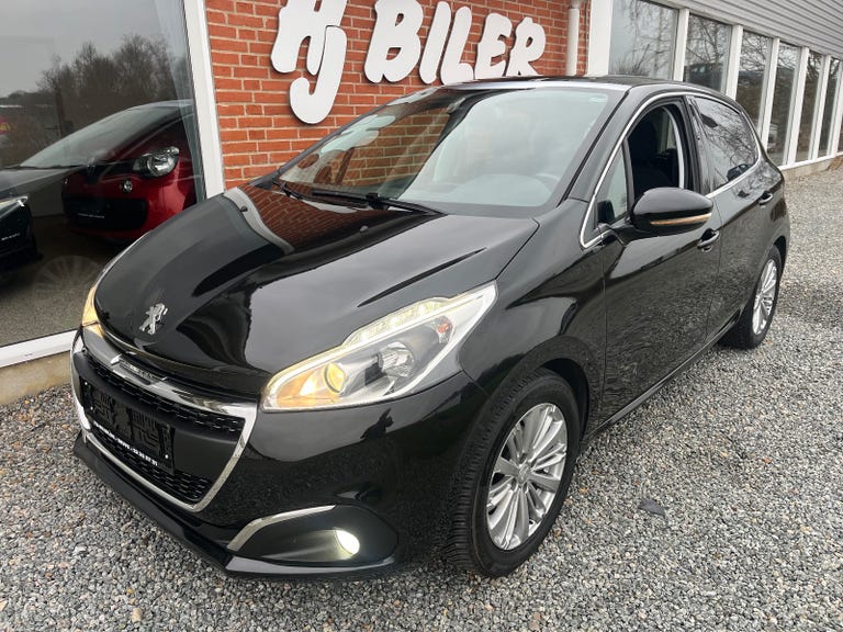 Peugeot 208 BlueHDi 100 Signature Sky