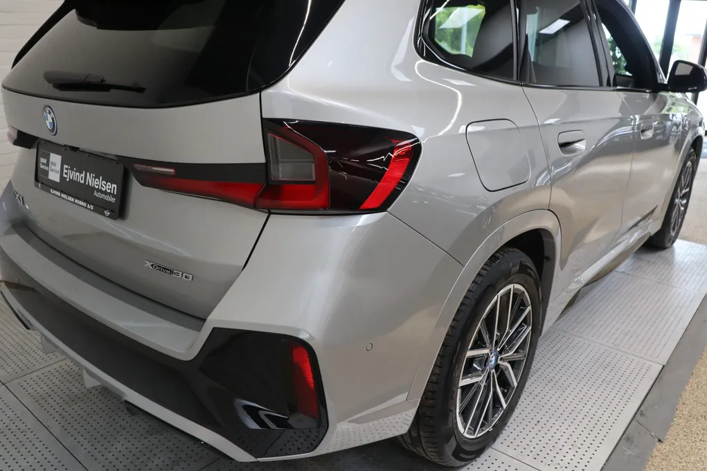 BMW iX1 xDrive30 M-Sport Premium