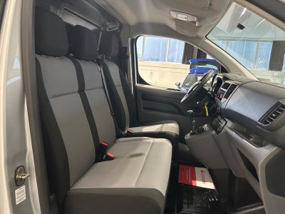 Toyota ProAce D 95 Medium Base+