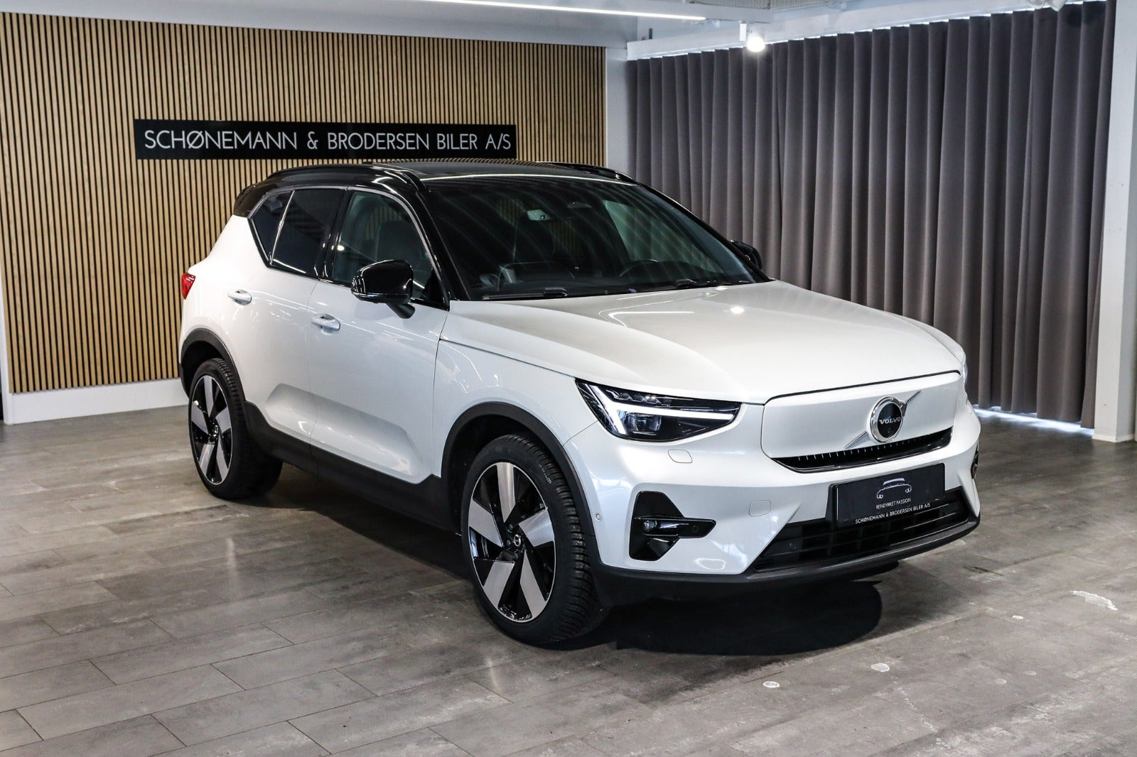 Billede af Volvo XC40  P6 ReCharge Ultimate