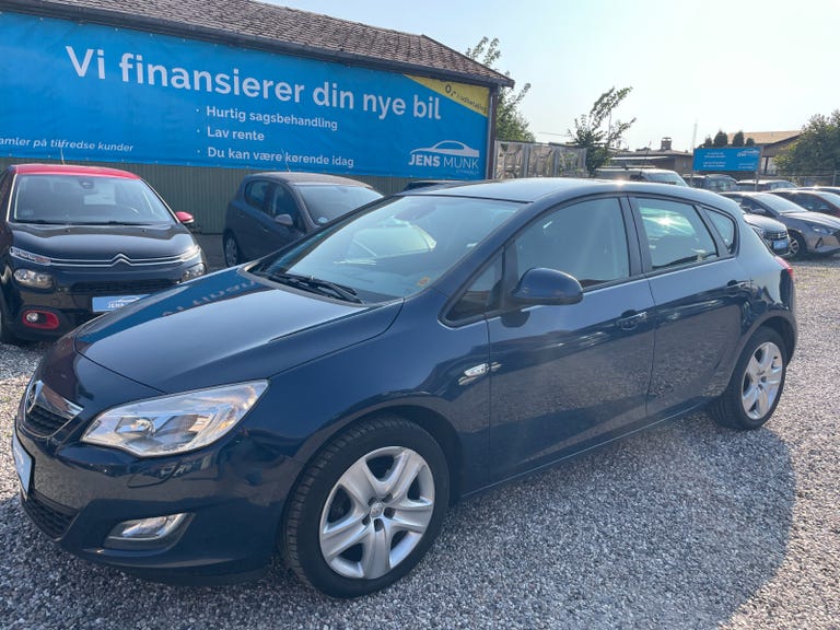 Opel Astra Enjoy eco