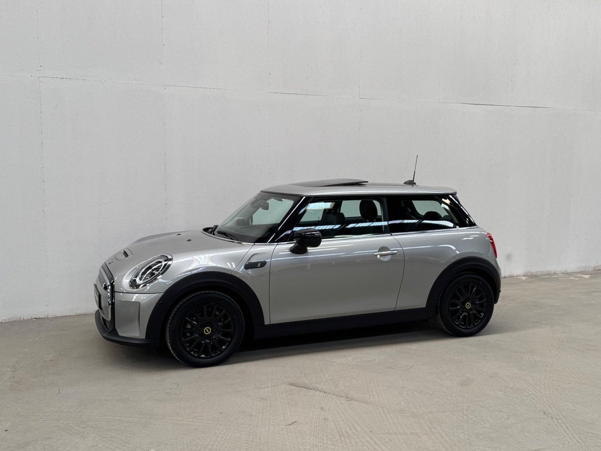 MINI Cooper SE Classic A