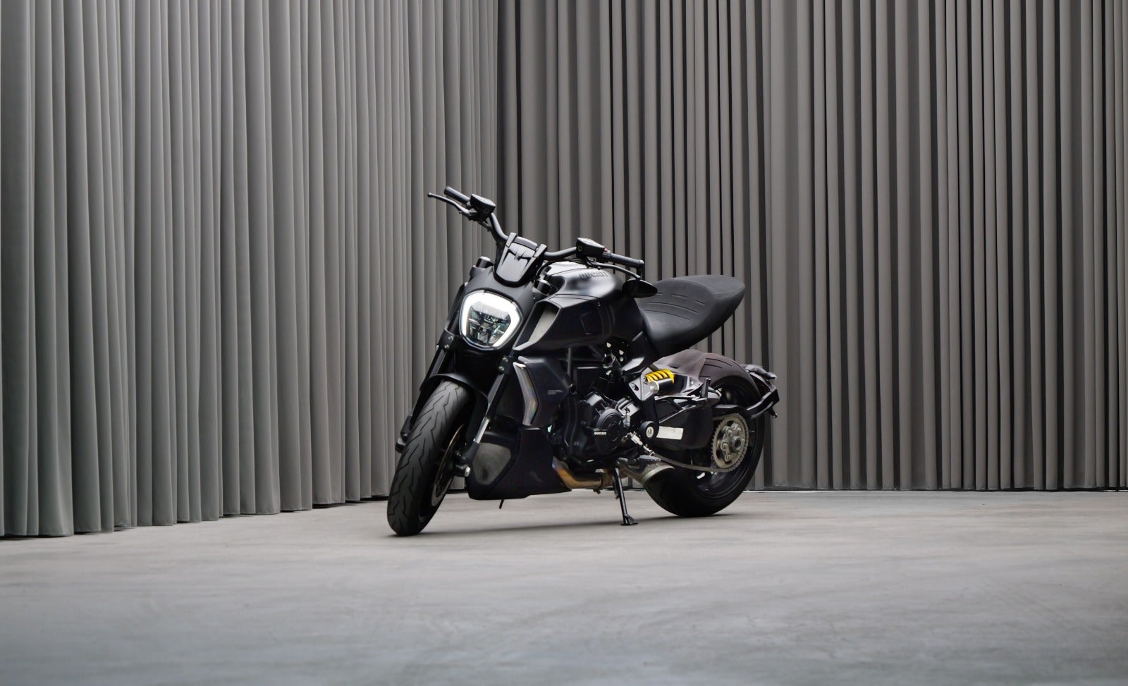 Ducati Diavel 1260 S Black & Steel