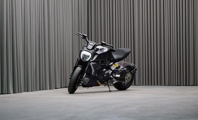 Ducati Diavel 1260 S Black & Steel