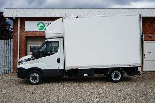 Iveco Daily 2,3 35S16 Alukasse m/lift AG8