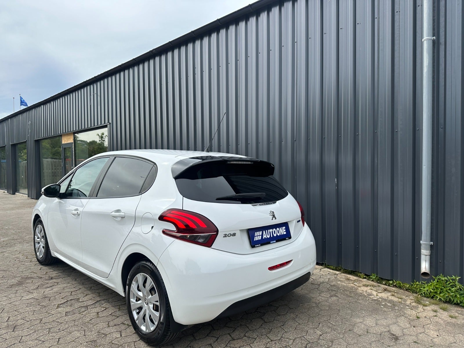 Peugeot 208 2017