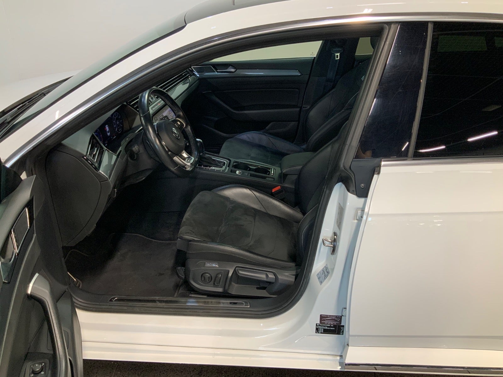 VW Arteon (7/8)