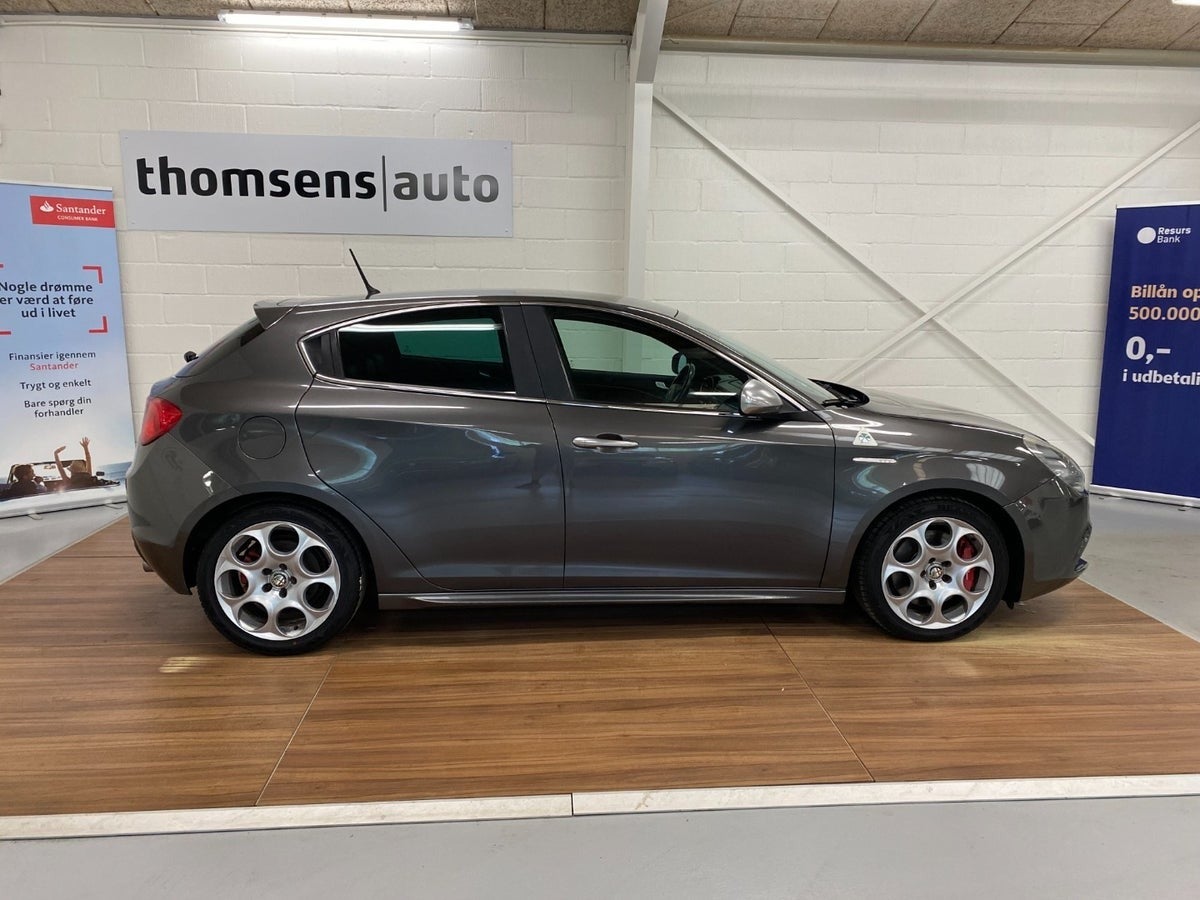 Alfa Romeo Giulietta 2011