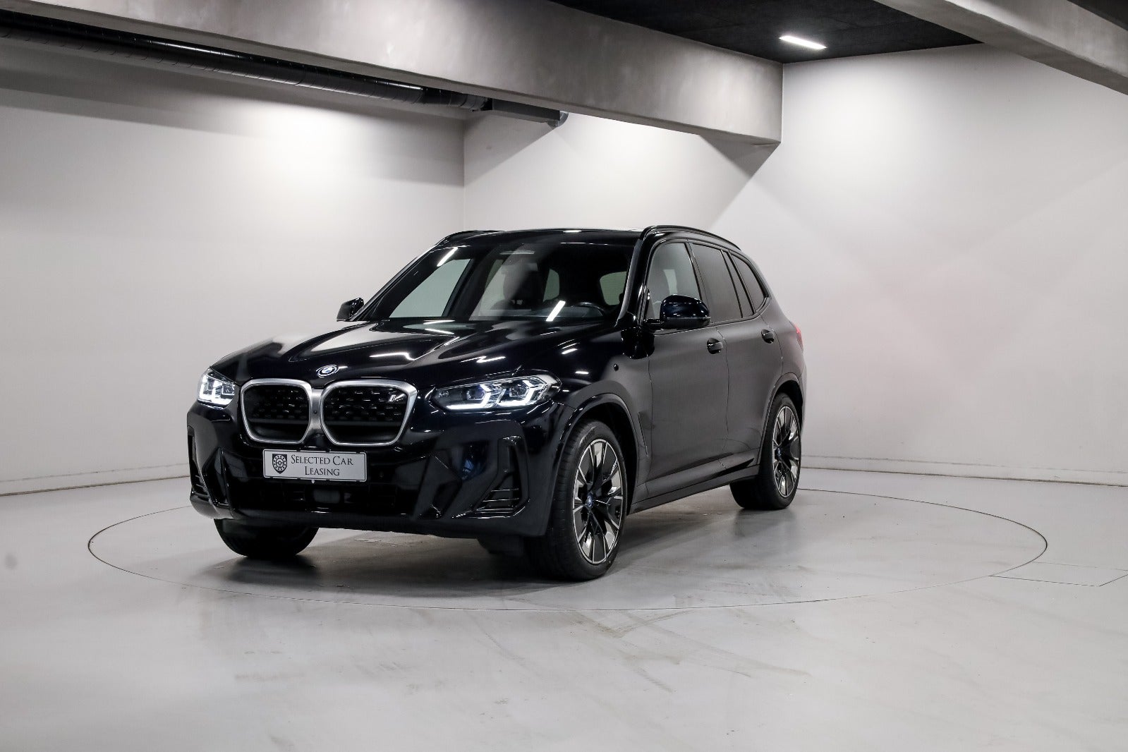 BMW iX3 Charged Plus M-Sport