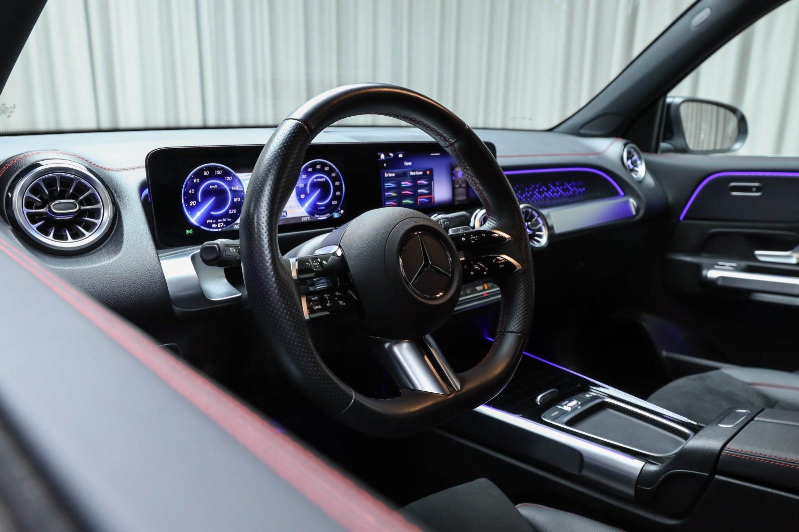 Mercedes-Benz EQB 250+