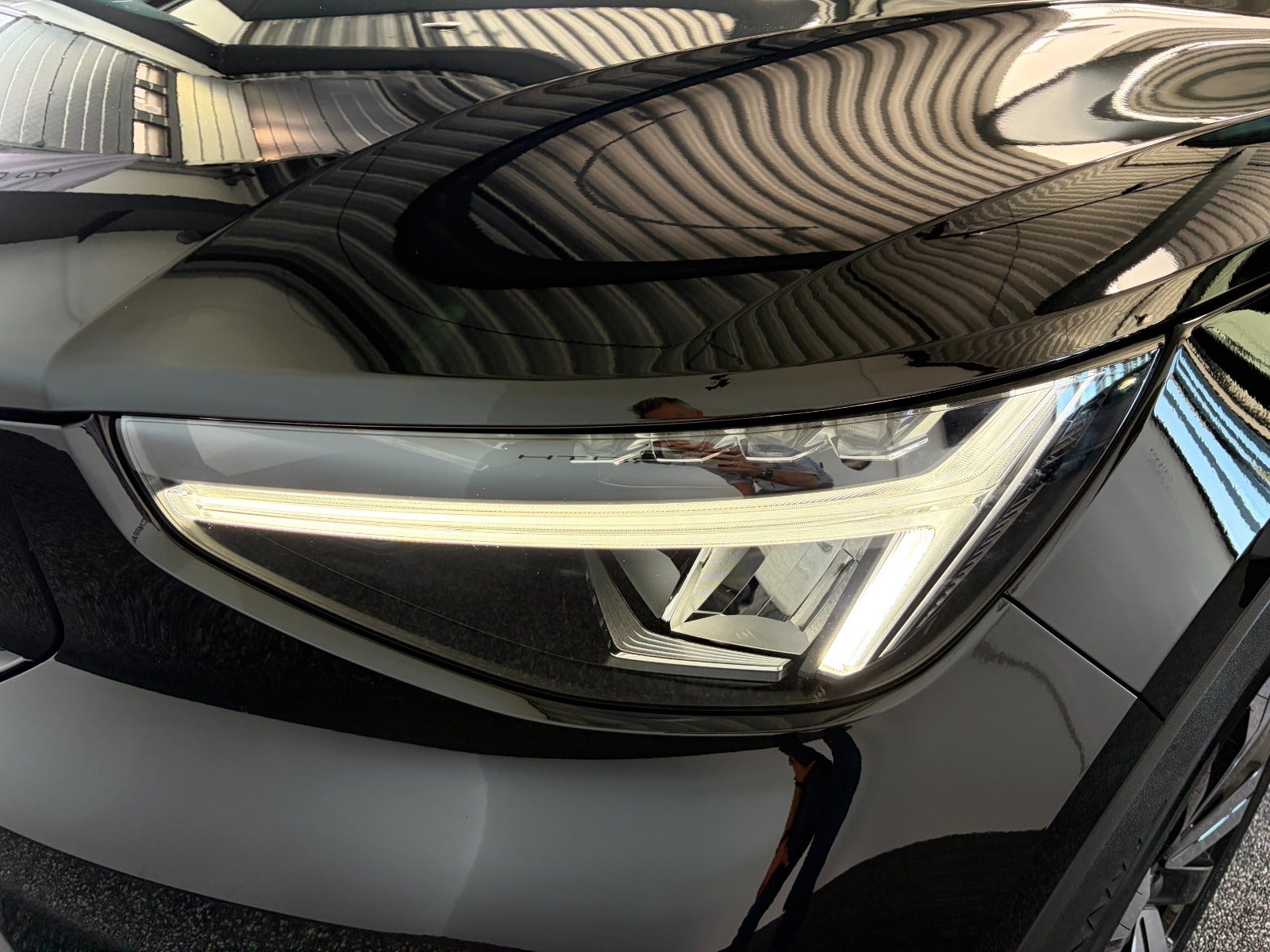 Volvo XC40 ReCharge Start 5d - 17