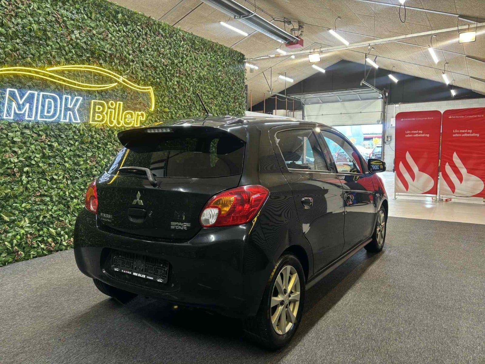 Billede af Mitsubishi Space Star 1,2 Black & White