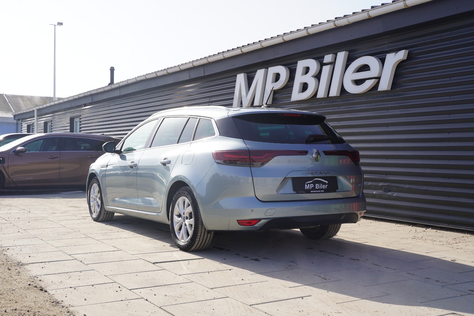 Billede af Renault Megane IV 1,6 E-Tech Zen Sport Tourer