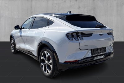 Ford Mustang Mach-E Extended Range AWD - 2