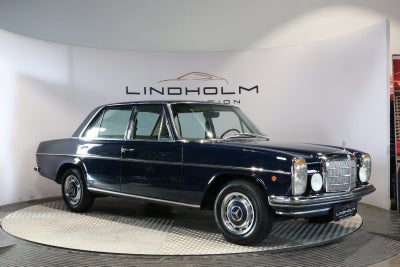Mercedes 200/8 2,0  4d