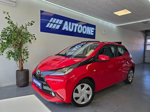Toyota Aygo 1,0 VVT-i x-wave Sky