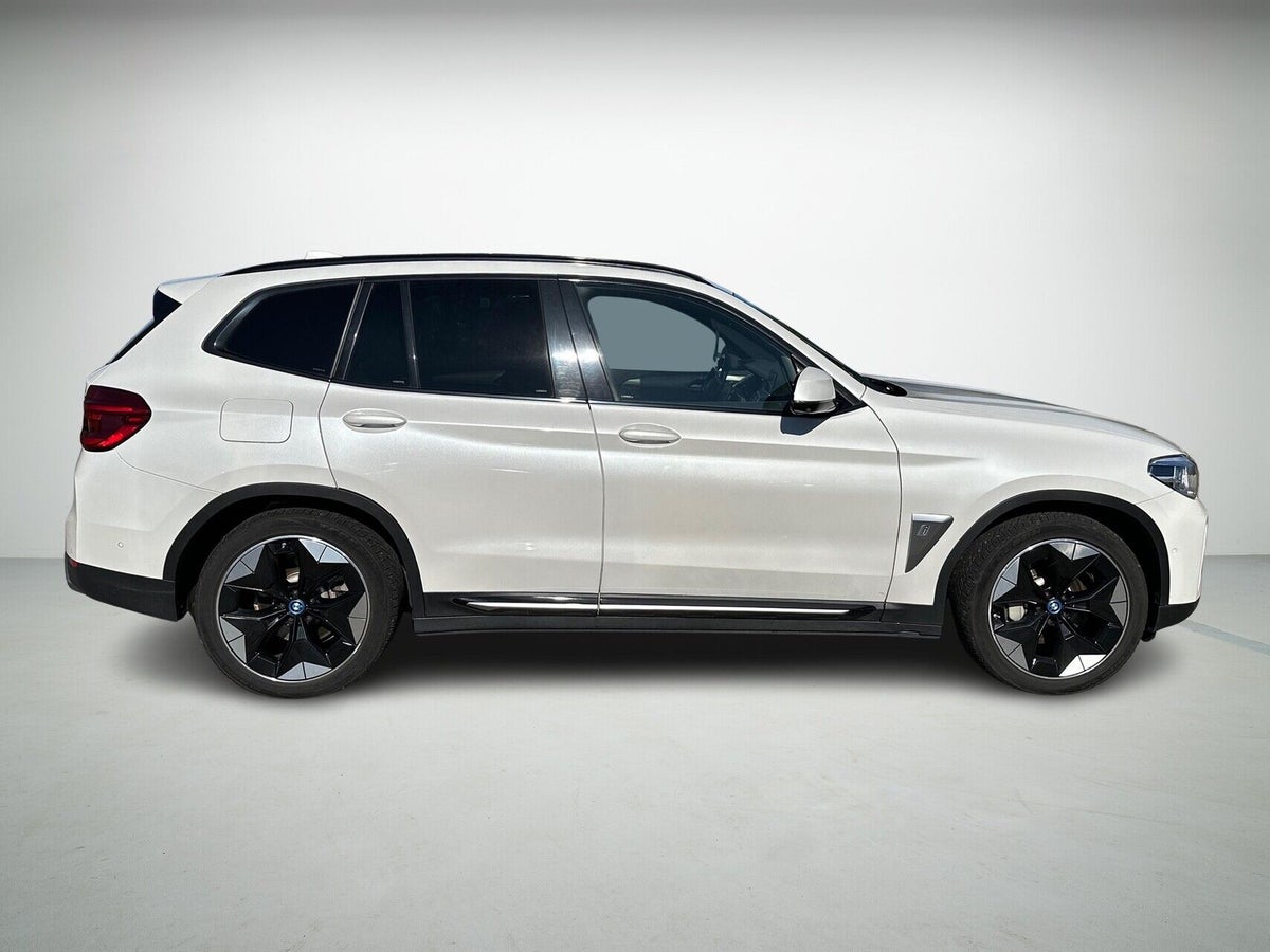 BMW iX3 Charged Plus billede 5