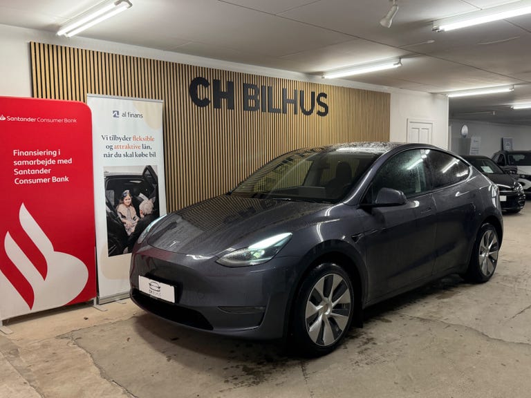 Tesla Model Y Long Range AWD