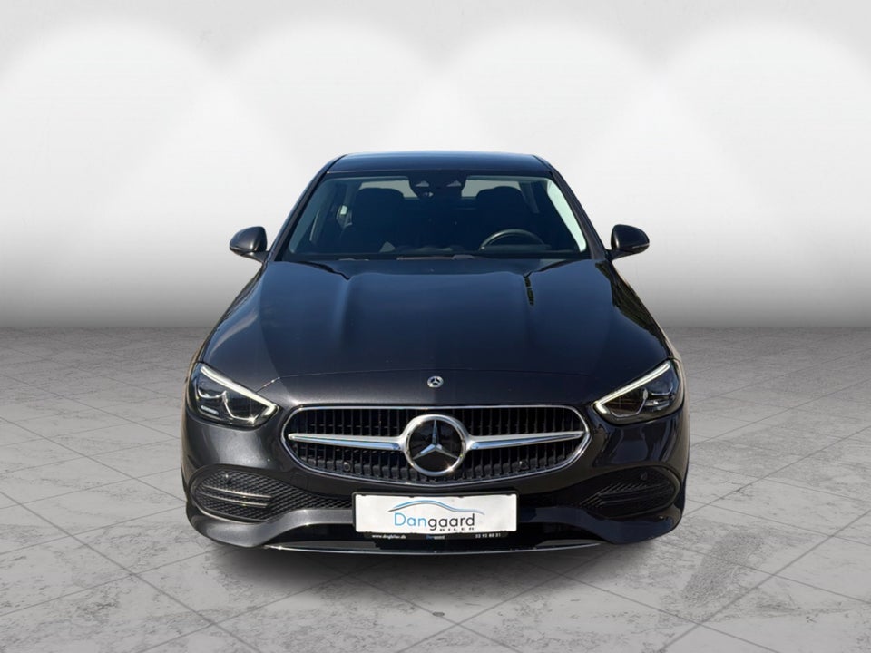 Mercedes C300 e, Billede 3