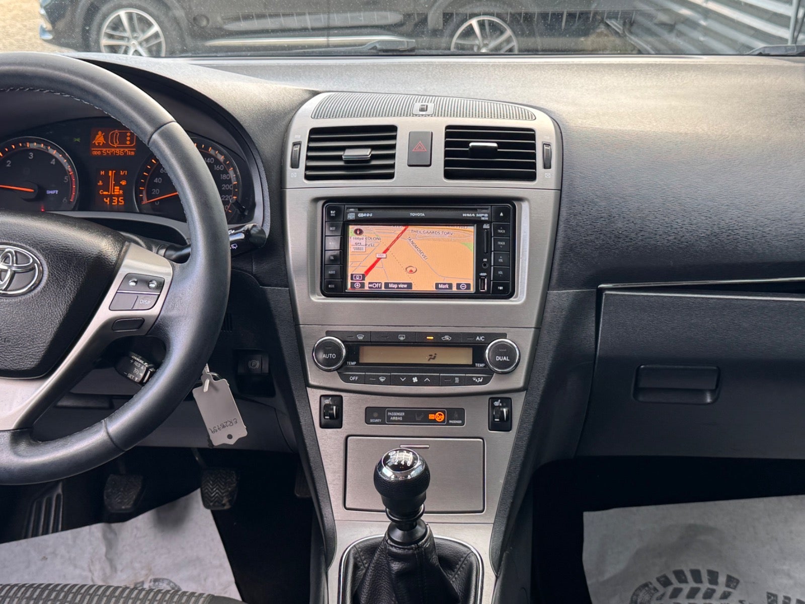 Billede af Toyota Avensis 2,0 D-4D TX stc.