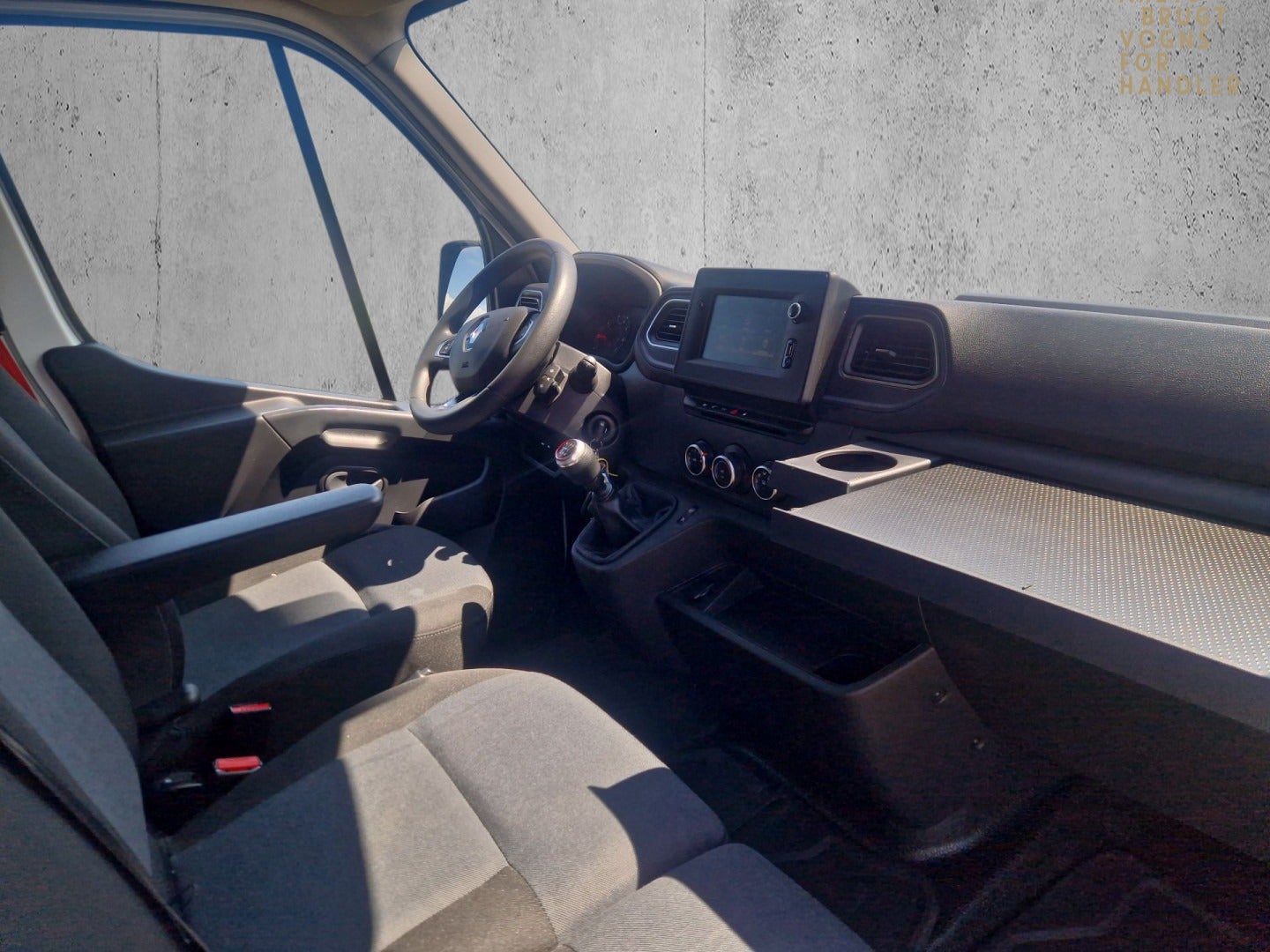 Billede af Renault Master IV T35 2,3 dCi 145 L4H2 Kassevogn RWD