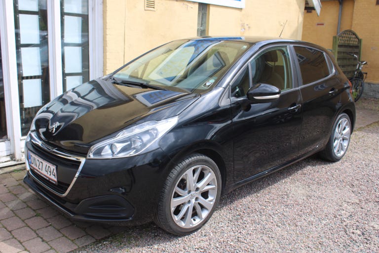 Peugeot 208 PureTech 82 Envy