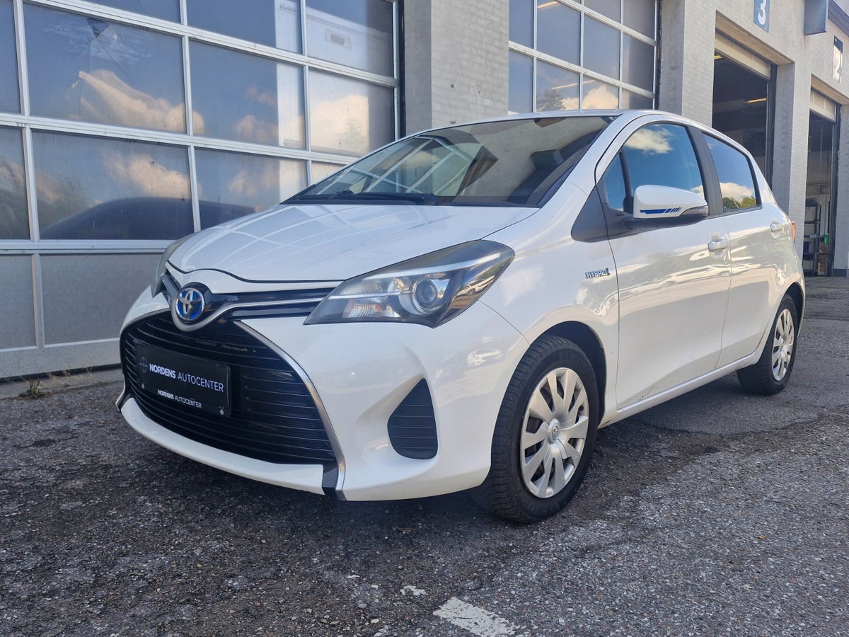 2014 Toyota Yaris Hybrid H1 e-CVT Van — billede 1 af 21