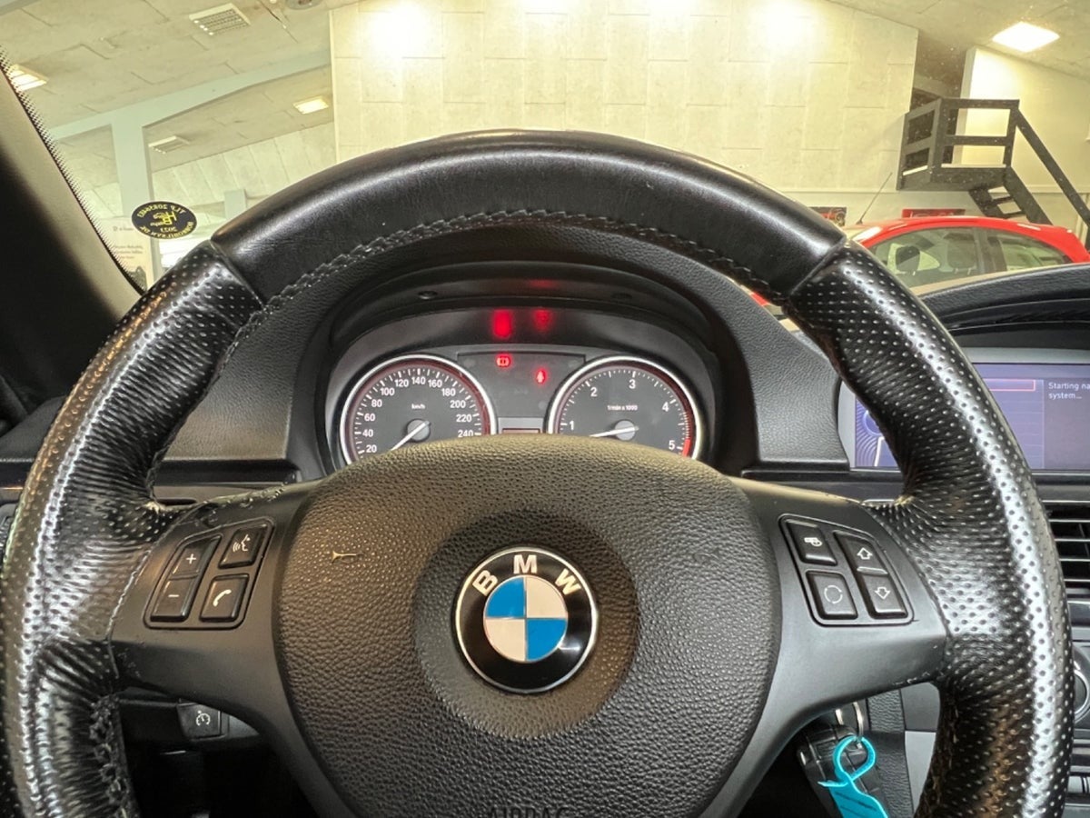 BMW 330d 2009