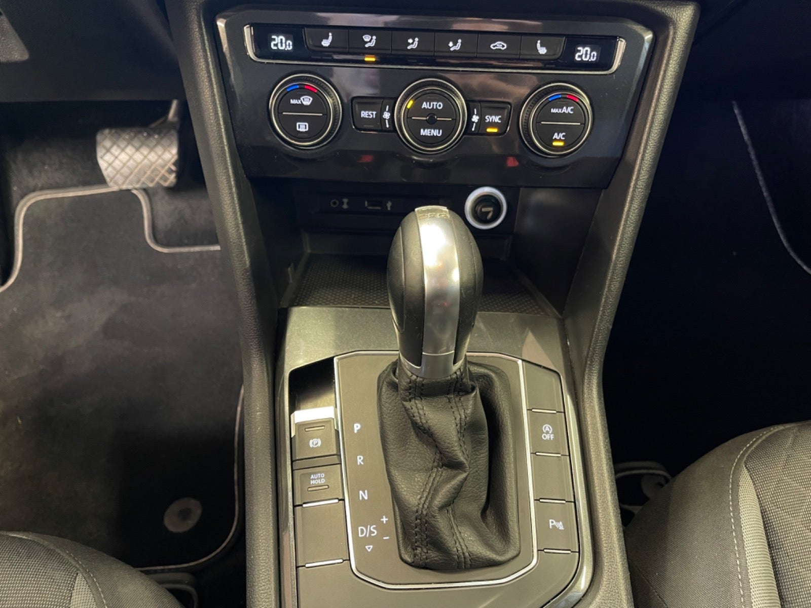 Billede af VW Tiguan 2,0 TDi 150 Comfortline DSG Van