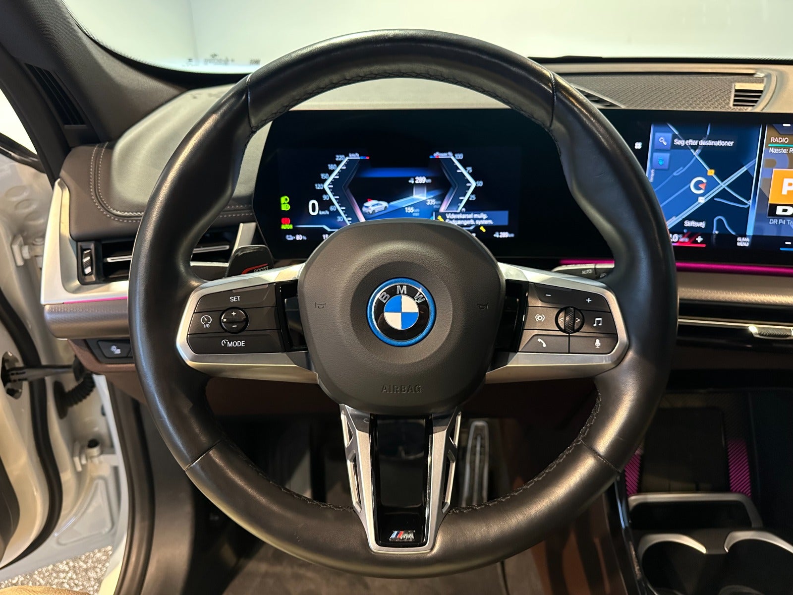 BMW iX1 xDrive30 M-Sport 5d - 13