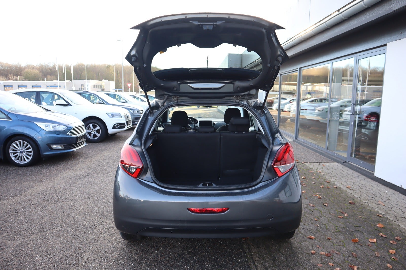 Billede af Peugeot 208 1,6 BlueHDi 100 Allure