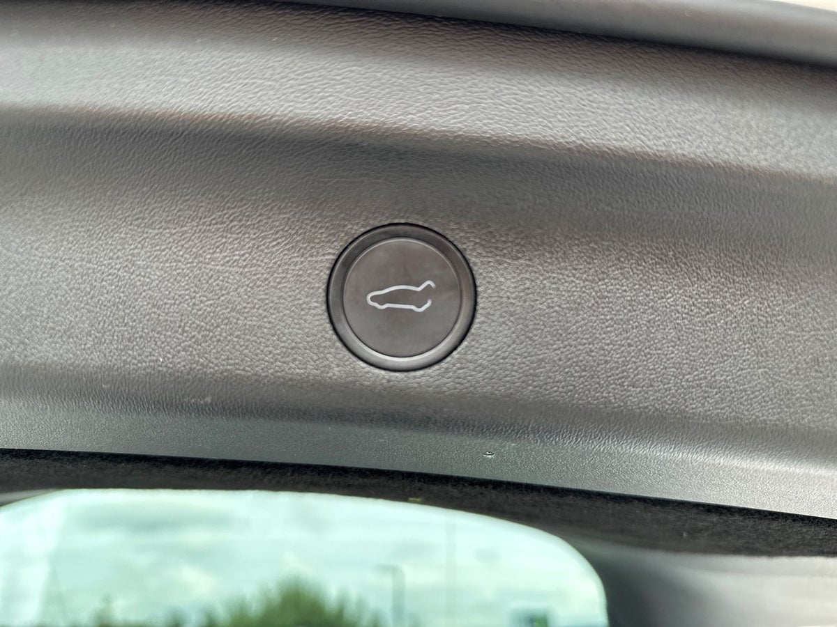 Tesla Model Y Long Range AWD billede 21