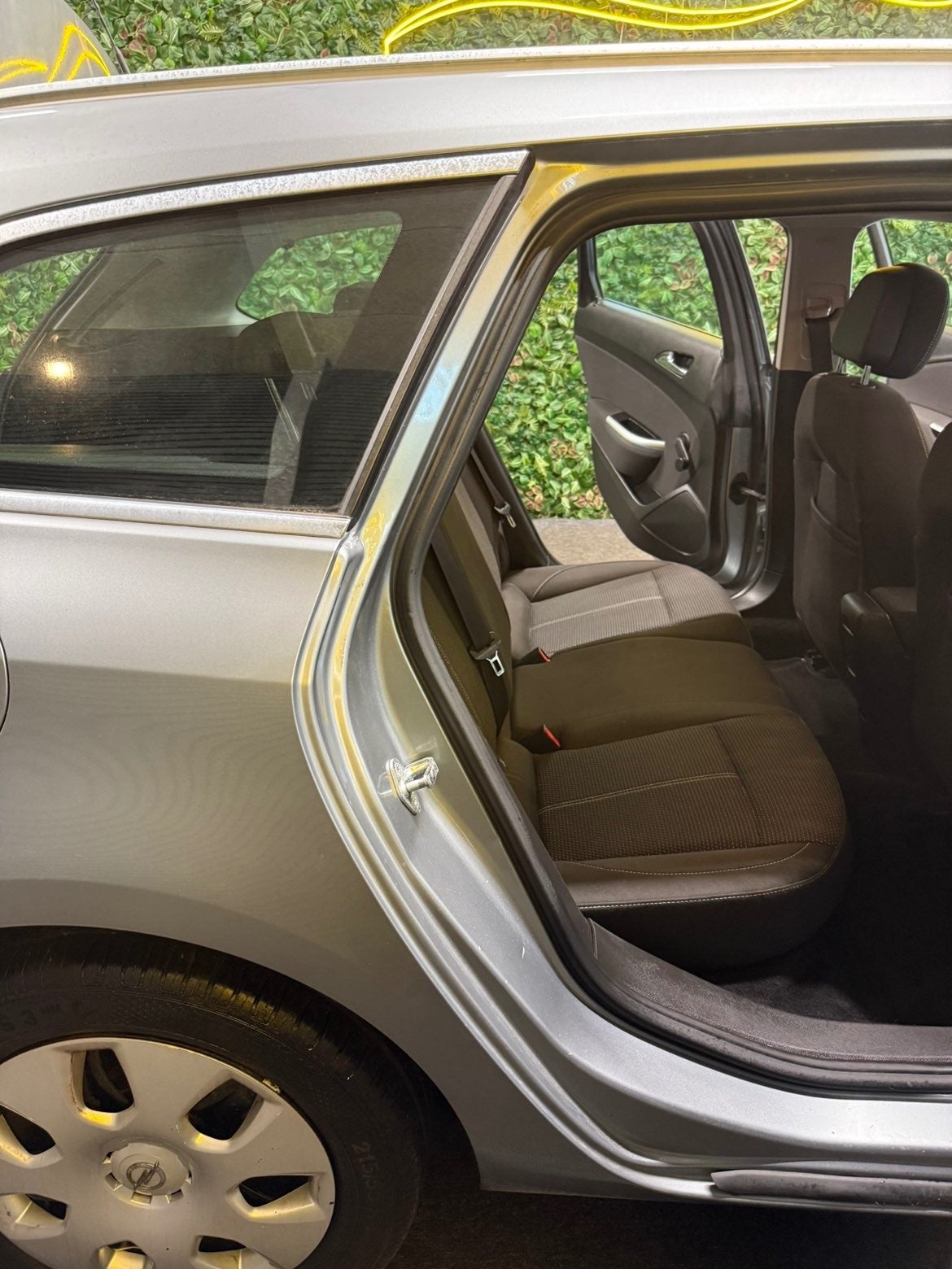 Billede af Opel Astra 1,6 Sport Sports Tourer