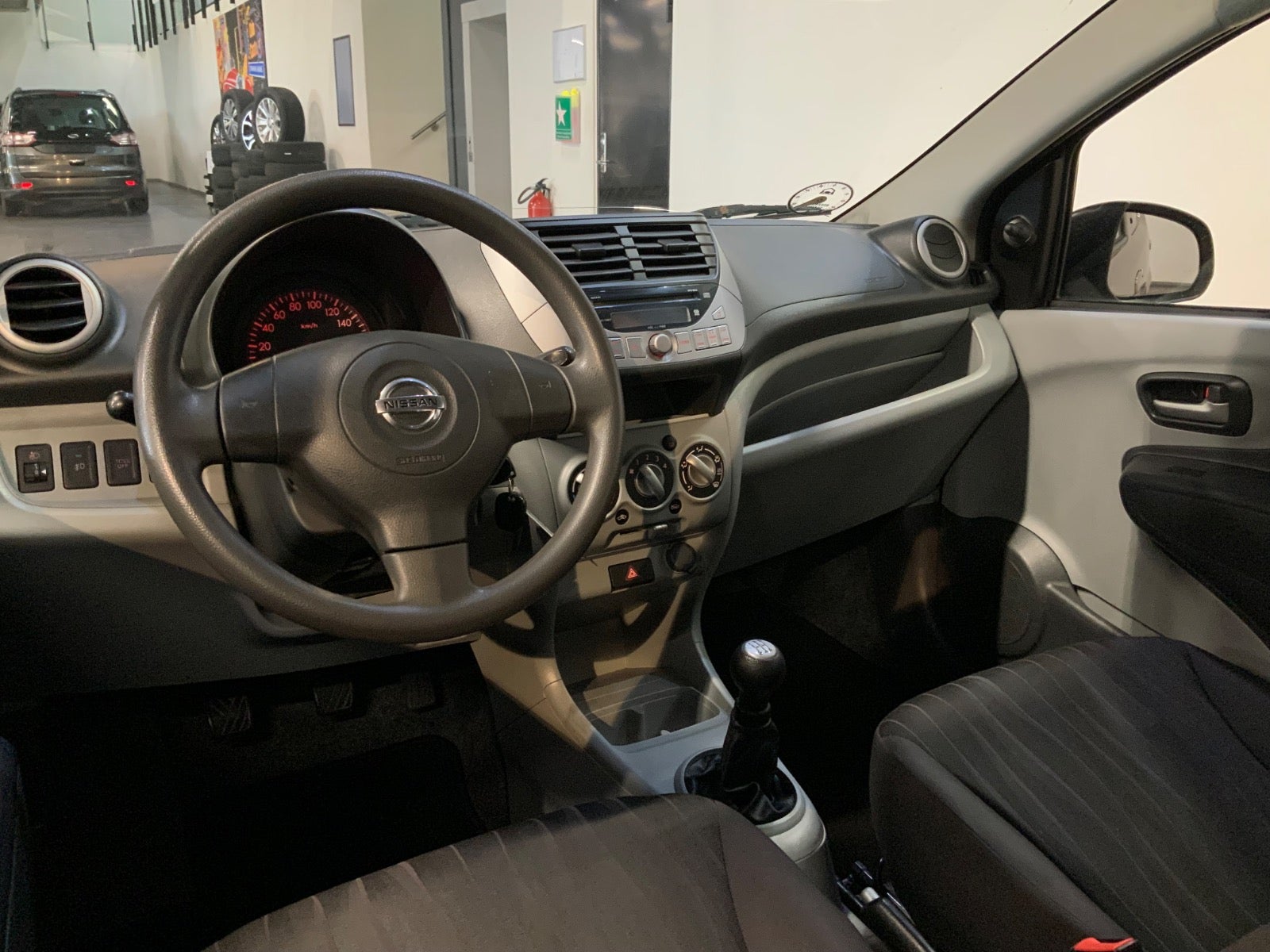 Nissan Pixo