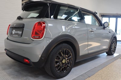 MINI Cooper SE Camden Edition