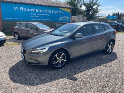 Volvo V40 1,5 T3 152 Momentum aut. 5d