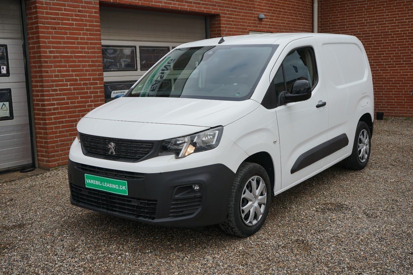 Billede af Peugeot Partner 1,5 BlueHDi 100 L1V1 Plus Van