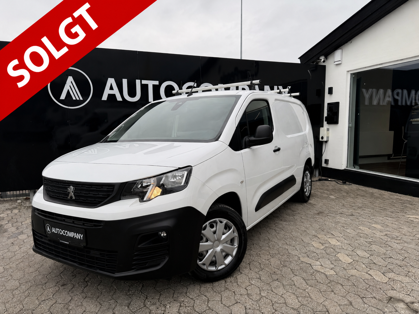 Peugeot Partner BlueHDi 100 L2V2 Plus Van