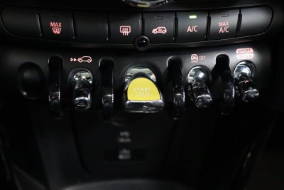 MINI Cooper SE Essential