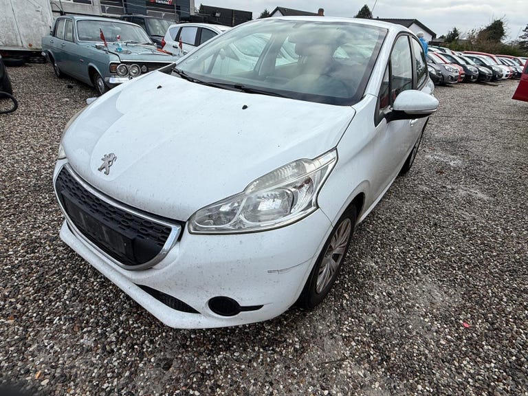 Peugeot 208 VTi Access