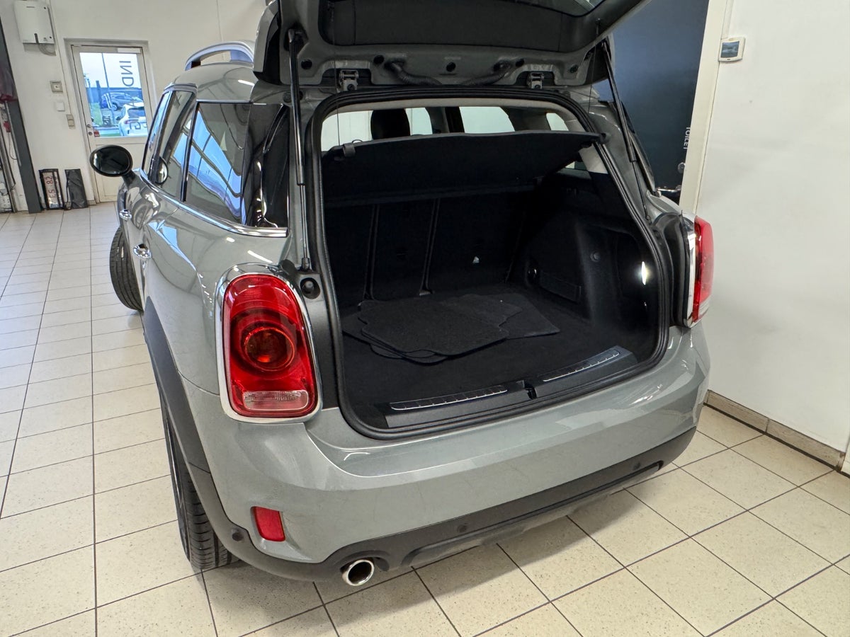 MINI Countryman Cooper Essential aut.