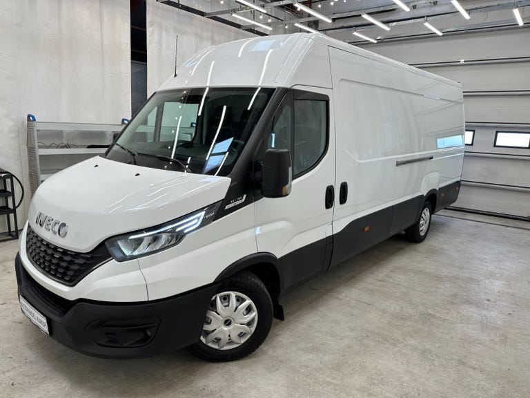 Iveco Daily 35S16 16m³ Van AG8