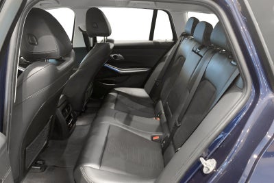 BMW 330e Touring Sport Line aut.