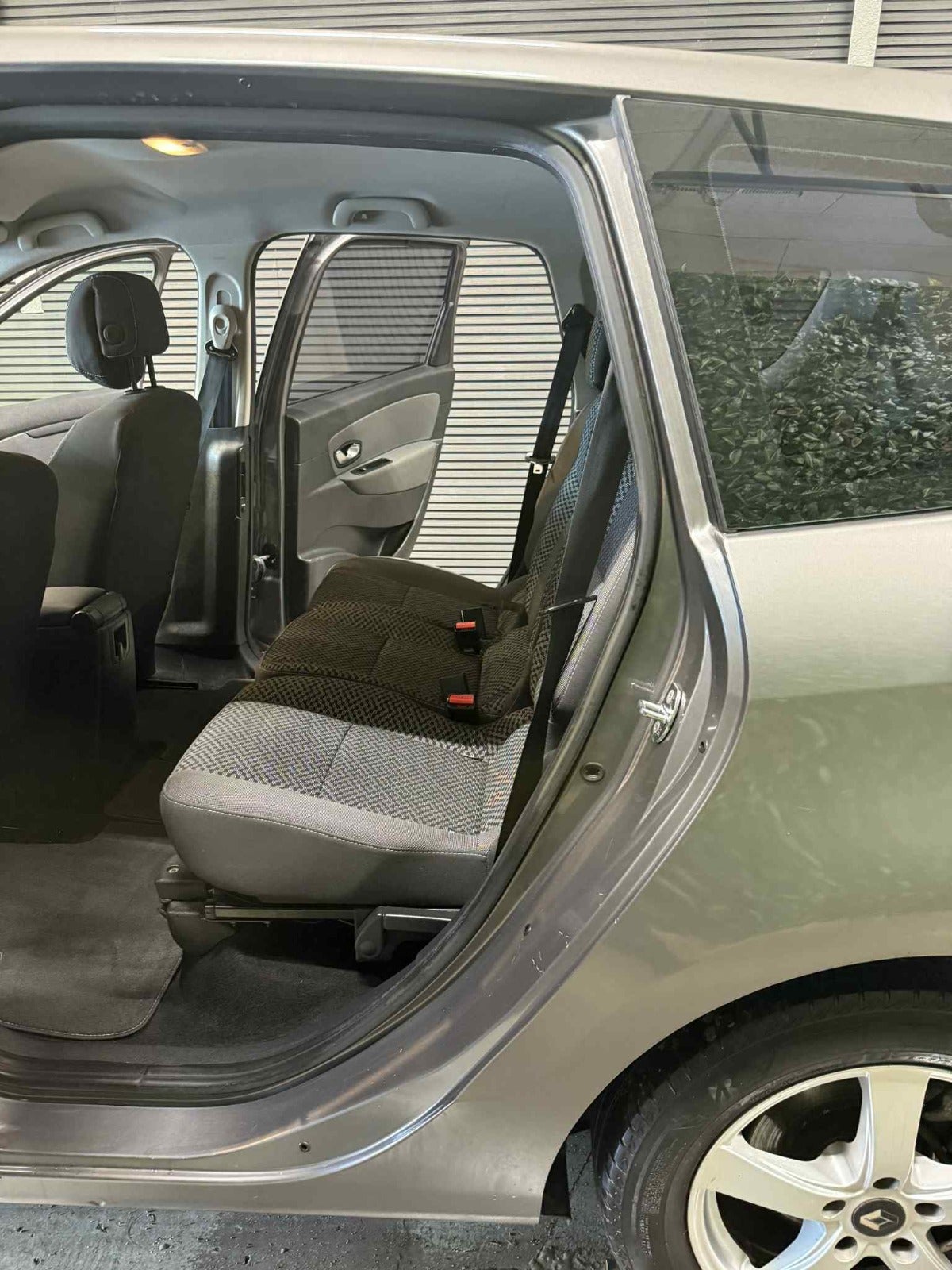 Billede af Renault Grand Scenic III 1,6 16V Expression 7prs