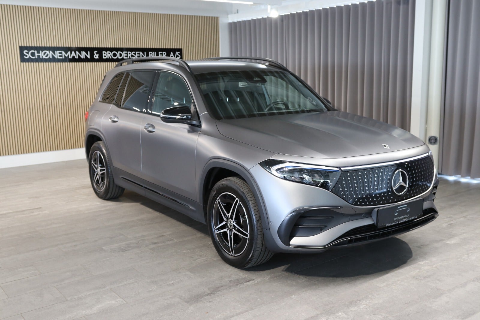Billede af Mercedes EQB350  AMG Line 4Matic