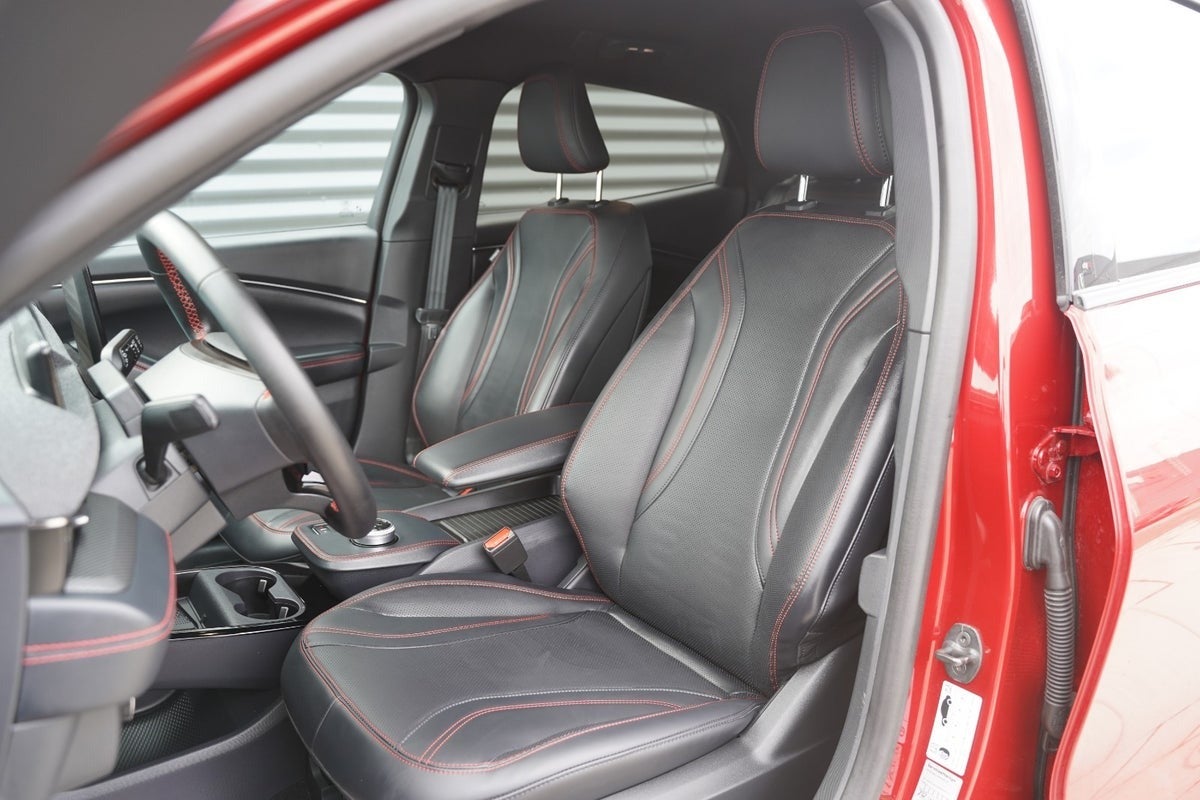 Billede af Ford Mustang Mach-E 98 Premium Extended Range