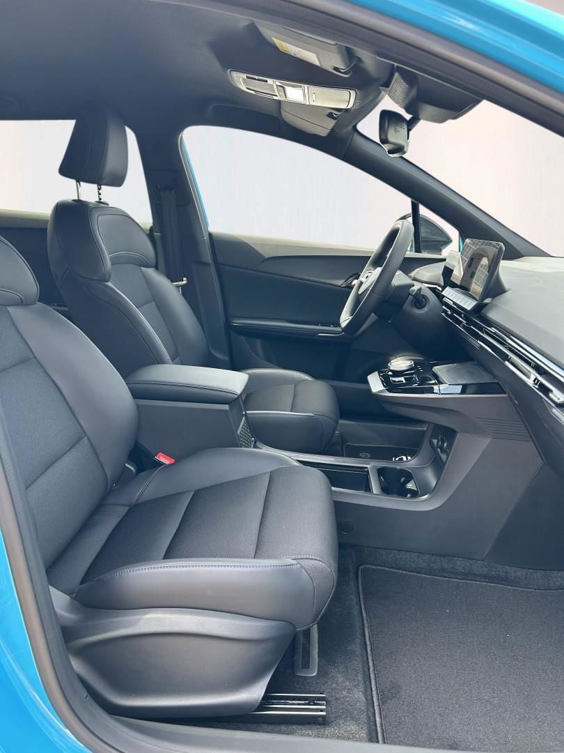 MG 4 Luxury Extended Range