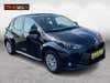 Toyota Yaris Hybrid H1 e-CVT Van thumbnail
