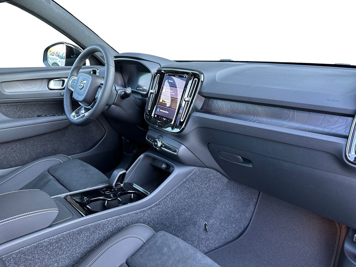 Volvo EX40 Extended Range Black Edition billede 11